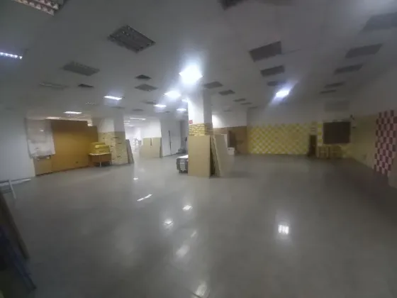 Здається Магазин / салон / торгова точка площа 930 кв.м Дніпро пр. Олександра Поля 50 Дніпро