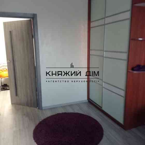 Оренда Квартира 2-кімнатна, 13/27 поверх на Кировоградская ул. Kiev