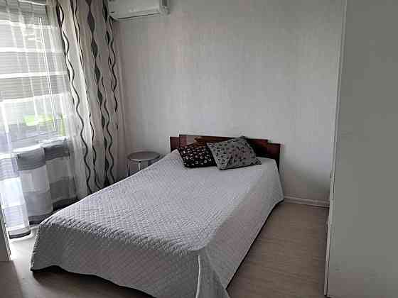 Оренда Квартира 1-кімнатна, 8/9 поверх на вул. Йорданска, 4 Kiev