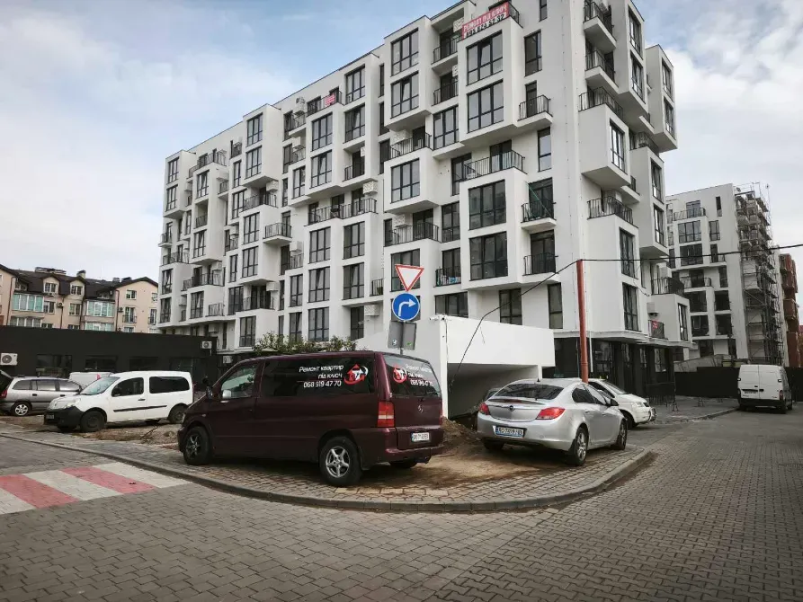 Продаж 1к Квартира 56 кв.м Баб'яка 8 Ужгород - фото 3