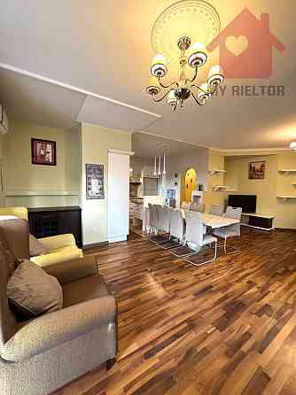 Продаж трикімнатної квартири з терасою на даху (район Боздош) Uzhhorod