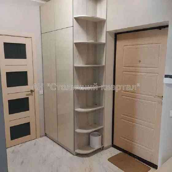 Продаж Будинок 1-кімнатний на Сікорського Ігоря Авіаконструктора вул., 1 Київ