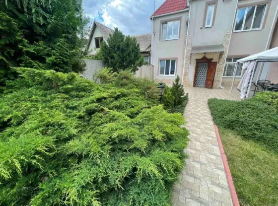 Продажа 3-этажный Дом с участком 6 сот 190 кв.м 4 комн. на костанди Одесса