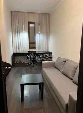 Продаж Квартира 3-кімнатна, 4/10 поверх на вул. Банний Харків