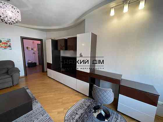 Оренда Квартира 2-кімнатна, 15/26 поверх на Днепровская Набережная Kiev