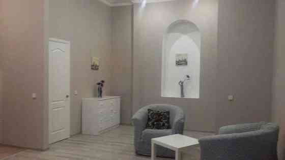 Оренда Квартира 1-кімнатна, 5/6 поверх на ул. Костельная Киев