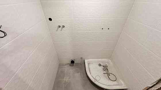 Продаж Квартира 1-кімнатна, 7/9 поверх на Кирилівська вул., д. 131 Kiev