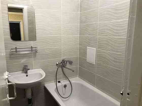 Оренда Квартира 2-кімнатна, 2/5 поверх на пл. Дарницкая, 2 Kiev