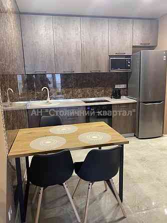 Оренда Будинок 1-кімнатний на Зарічна вул., 4, корп. 1 Київ