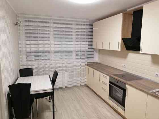 Оренда Квартира 1-кімнатна, 22/26 поверх на ул. Соломии Крушельницкой, 15в Київ