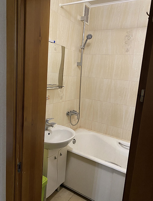 Продаж 2к Квартира 65 кв.м Вітрука Zhytomyr - photo 1