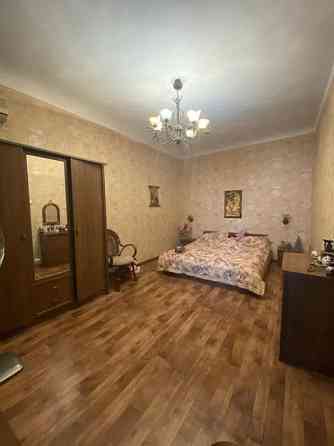 Продам  4х комнатную по ул.Б.Арнаутская Одеса