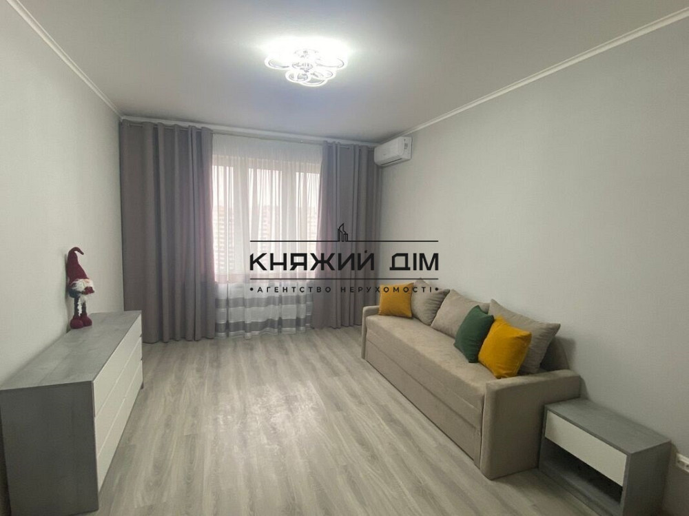 Оренда Квартира 1-кімнатна, 13/25 поверх на Ревуцкого ул. Kiev - photo 1