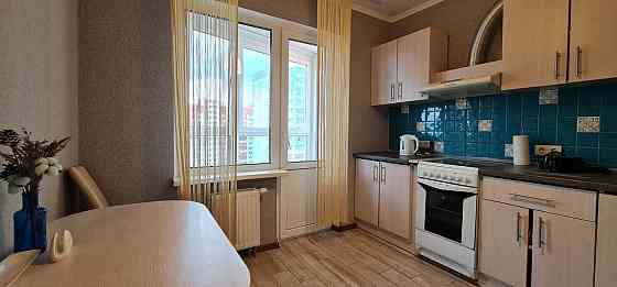 Оренда Квартира 1-кімнатна, 17/25 поверх на вул. Софії Русової, 7 Киев