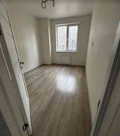 Продаж Квартира 3-кімнатна на ул. Жемчужная, 5б Лиманка