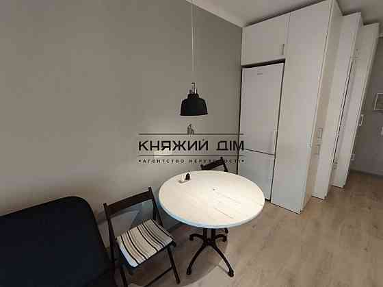 Оренда Квартира 3-кімнатна, 5/10 поверх на вул. Цветаевой Марины ул./ Олександри Екстер Київ