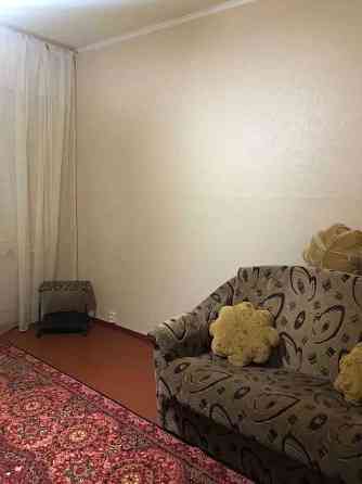 Оренда Квартира 2-кімнатна, 7/9 поверх на ул. Радужная, 11а Київ