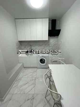 Продаж Квартира 1-кімнатна, 1/24 поверх на вул. Милославська Kiev