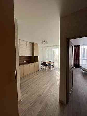 Оренда Квартира 1-кімнатна, 22/25 поверх на Олександра Олеся, 2в Kiev