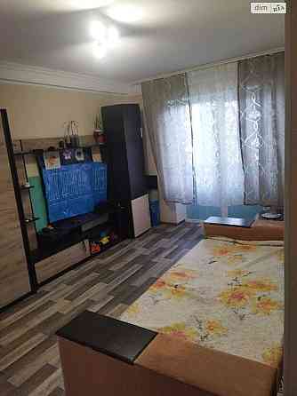 Оренда Квартира 3-кімнатна, 6/9 поверх на вул. Ореста Левицького, 9/21 Київ