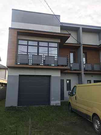 Продаж Будинок 4-кімнатний на вул. Яворницького Рудне