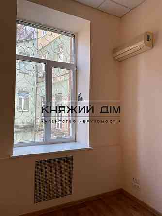 Оренда офісне приміщення на Большая Житомирская ул. поверх - 2/4 Киев