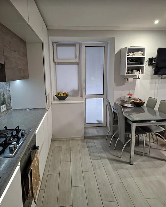 Продаж 1к квартири 40 кв. м на просп. Злуки Ternopil' - photo 4