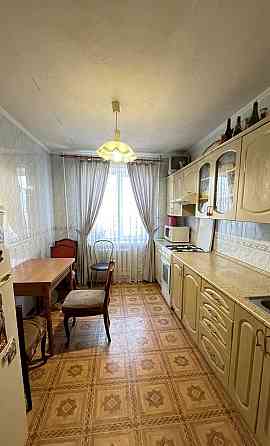 Продаж Квартира 2-кімнатна, 3/9 поверх на Лабораторний вул., д. 26-А Киев