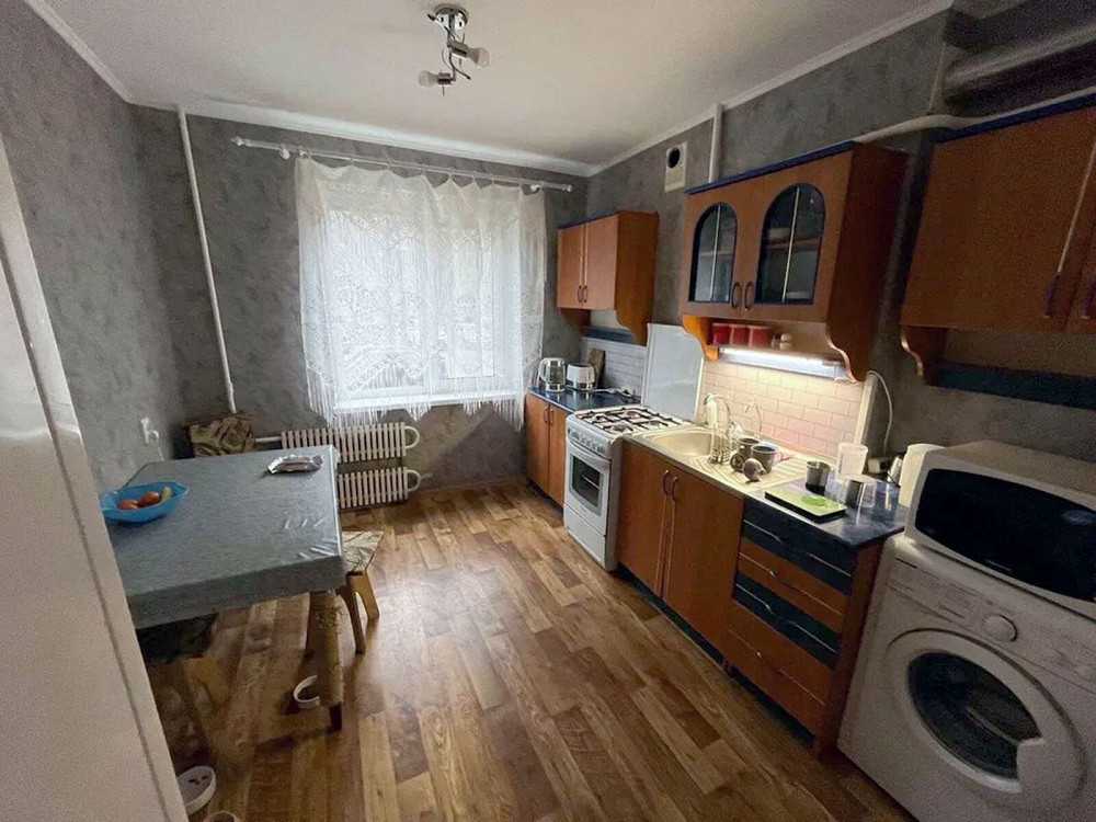 Продаж Квартира 3-кімнатна, 1/9 поверх на Янтарная ул., 79 Дніпро - фото 1