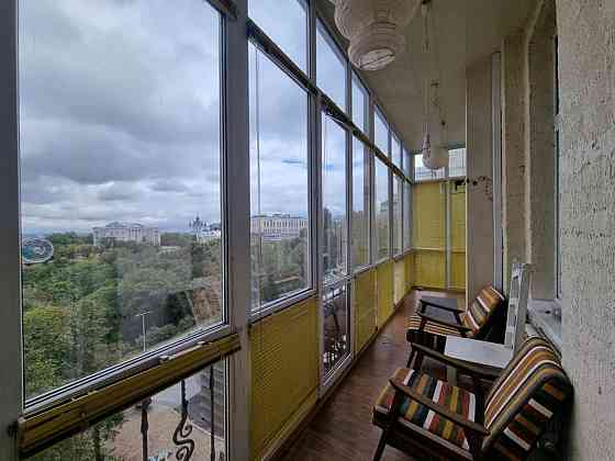 Продаж 3к Квартира 130 кв.м Велика Житомирська вул. Kiev