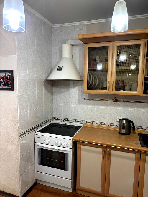 Продаж Квартира 3-кімнатна, 4/14 поверх на Драгоманова вул., д. 23 Киев - изображение 1