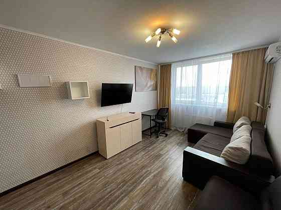 Оренда Квартира 1-кімнатна, 25/26 поверх на вул. Соломії Крушельницької, 15в Kiev