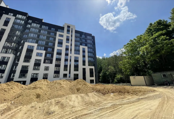 Продаж 1к квартири 43 кв. м на вул. Львівська Ternopil'
