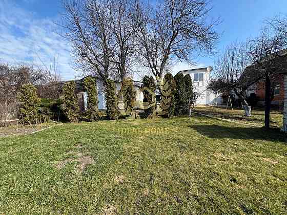 Продаж Будинок 6-кімнатний на Садовая ул., Соломенский район, 1 Київ