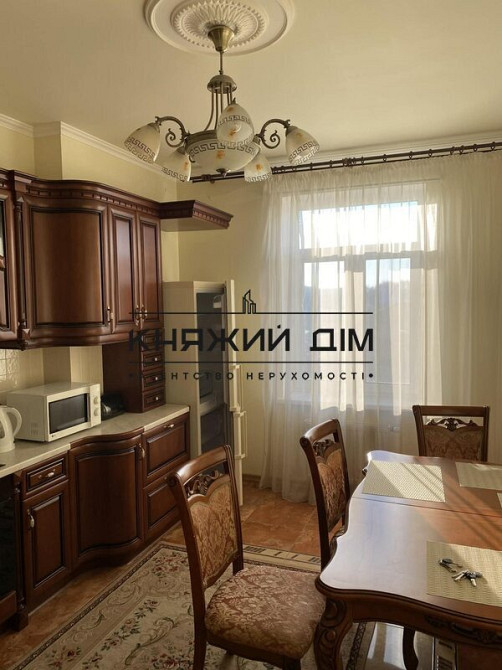 Оренда Квартира 2-кімнатна, 6/9 поверх на Щекавицкая ул. Київ - фото 1