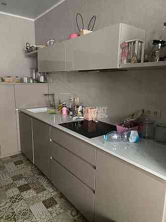 Оренда Квартира 2-кімнатна, 8/16 поверх на вул. Іскринська Харків