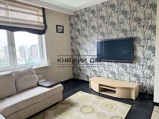 Оренда Квартира 3-кімнатна, 18/21 поверх на вул. Кудряшова ул./Мокра Киев