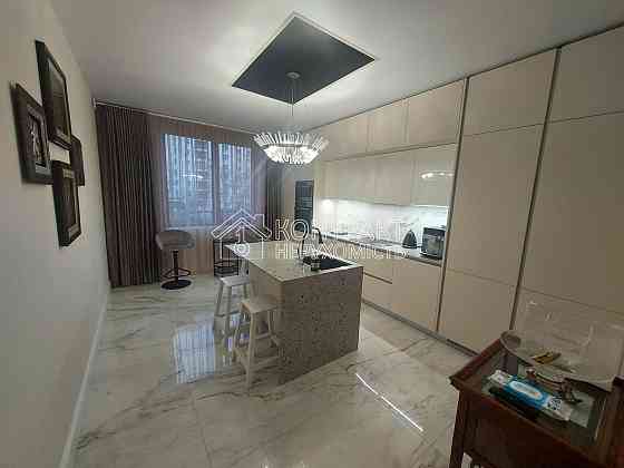 Оренда Квартира 3-кімнатна, 2/19 поверх на вул. Професорська Kharkiv