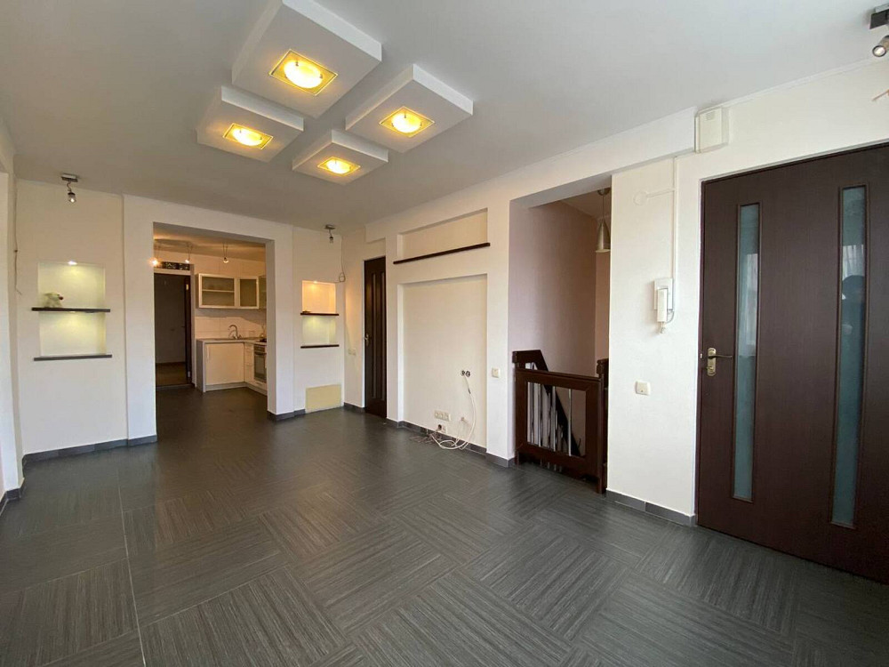 Продаж Квартира 5-кімнатна, 1/9 поверх на Паркова вул., 20 Ivano-Frankivs'k - photo 4