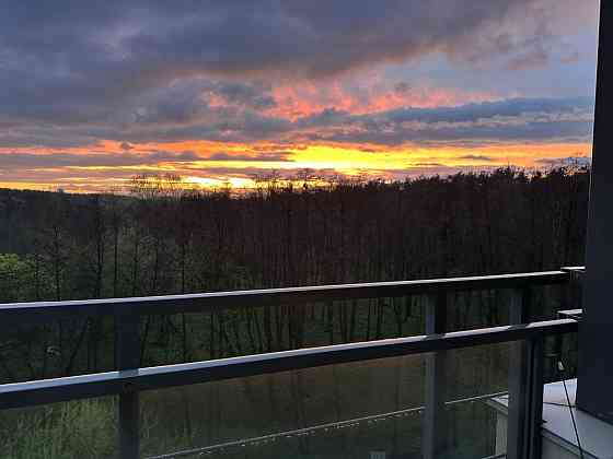 Продаж Квартира 3-кімнатна, 7/16 поверх на Петрицького Анатолія вул., д. 21 Київ