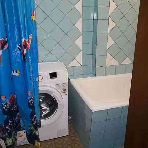 Оренда Квартира 1-кімнатна, 6/6 поверх на ул. Большая Житомирская Киев