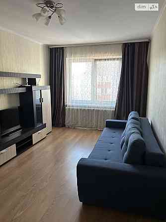 Оренда Квартира 1-кімнатна, 22/25 поверх на Урлівська, 30 Киев