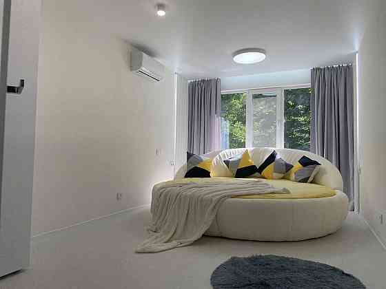 Продам 2-к.квартиру с ремонтом Королёва / Глушко, Таирова, 3/5 эт. Одеса