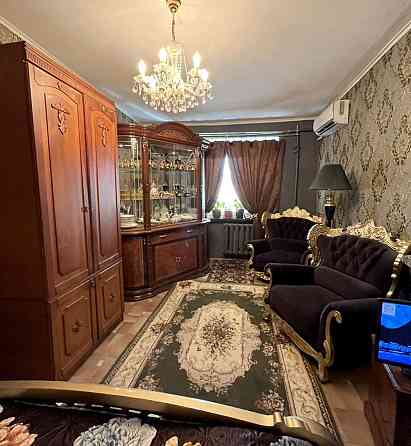 Продаж Квартира 1-кімнатна, 3/3 поверх на Таманская ул., 1 Dnipro