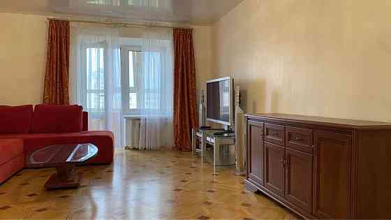 Оренда Квартира 3-кімнатна, 12/16 поверх на пр. Героев Сталинграда Киев