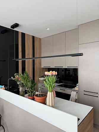 Продаж Квартира 2-кімнатна, 21/26 поверх на Каховська вул., д. 60 Kiev