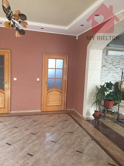 Продаж просторого будинку з басейном!  - photo 8