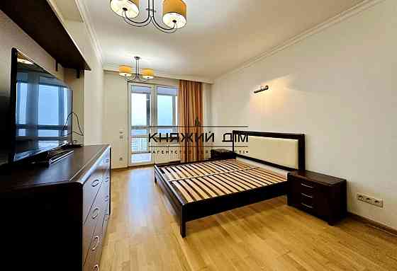 Оренда Квартира 3-кімнатна, 20/25 поверх на Голосеевский просп. (40-летия октября) Київ