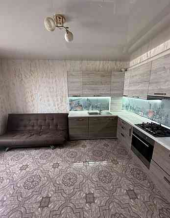 У продажу 2-х поверховий будинок в Нерубайському. Нерубайское