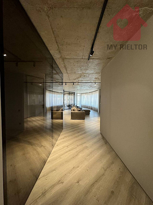 Продаж трикімнатної квартири в центрі міста пл.Богдана Хмельницького. Uzhhorod - photo 4